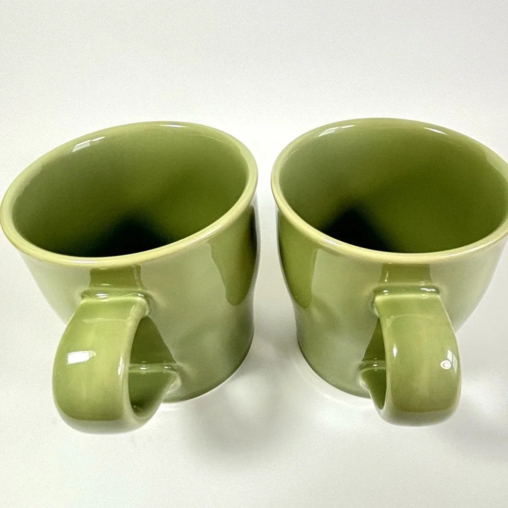 Pottery Barn Sophia Mugs Set of 2 Light Olive Green Stoneware Portugal 16 Oz